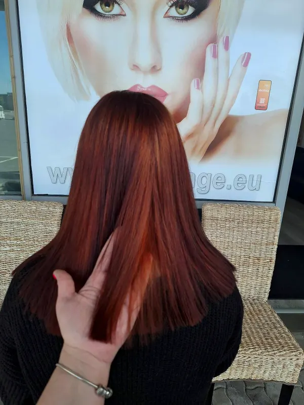Kupferrote Coloration im Herbst-Look