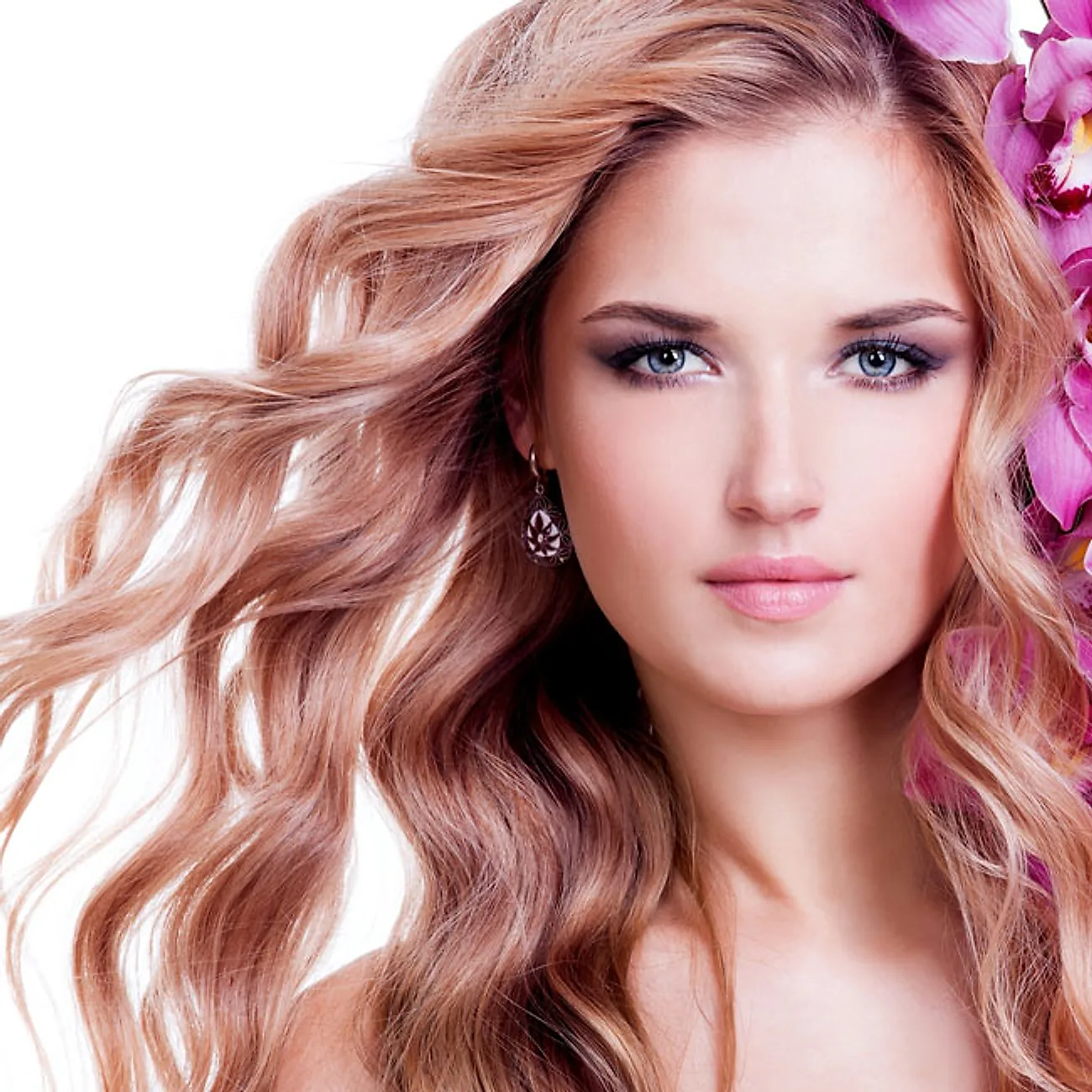 Lange Wellen in Rosé-Blond