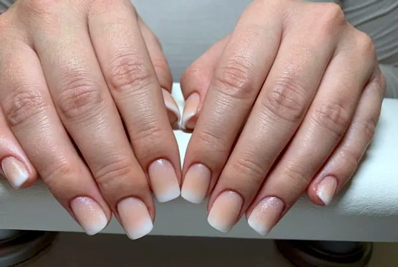 Natürliches Nude-Design